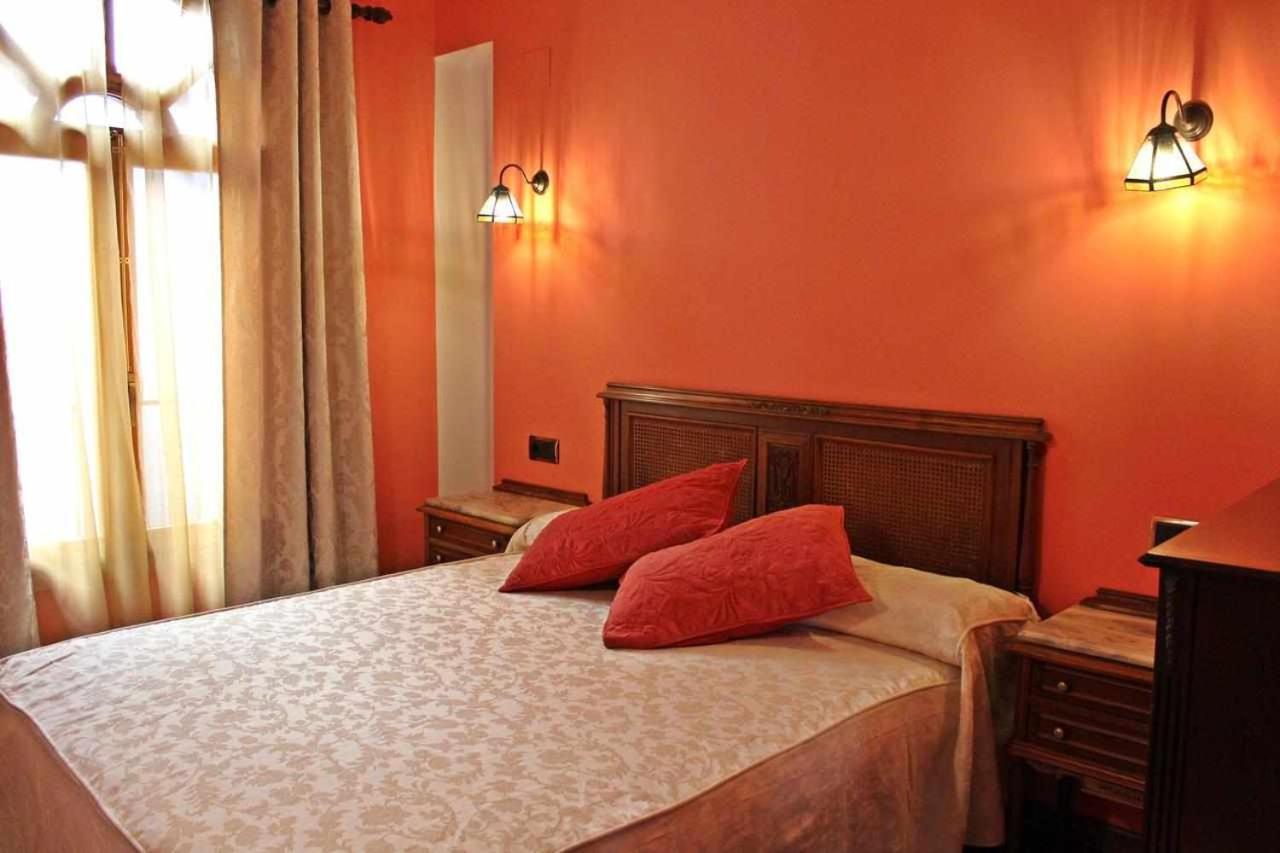 Hotel Apartamentos Melihah Daroca Exteriör bild
