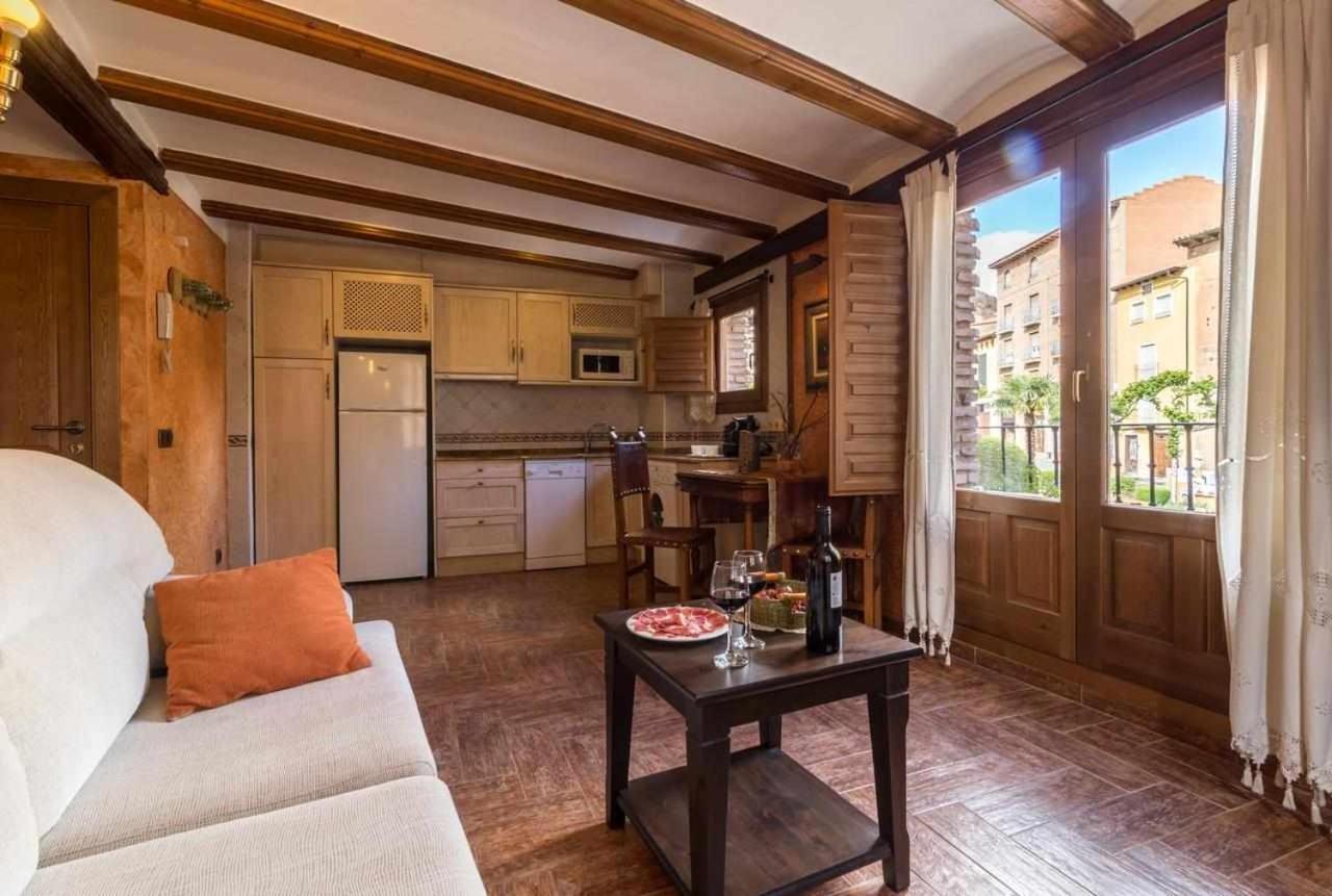 Hotel Apartamentos Melihah Daroca Exteriör bild